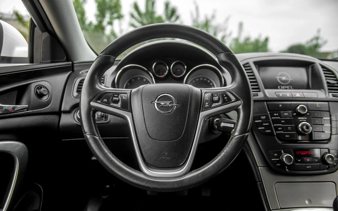 Opel Insignia cena 25999 przebieg: 247550, rok produkcji 2009 z Radom małe 742